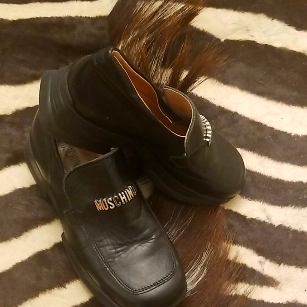 Kids Moschino shoes size 32